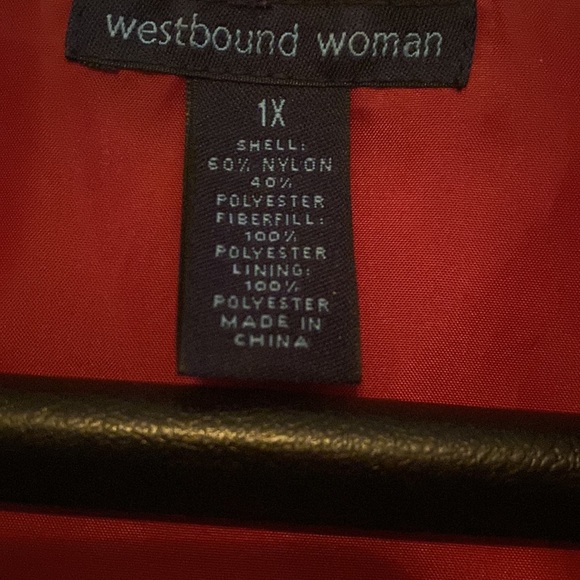 Quilted Raspberry colored Vest - Picture 3 of 7